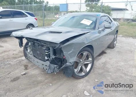 2017 Dodge Challenger R/T z USA, uszkodzony, nr VIN 2C3CDZBT8HH555531